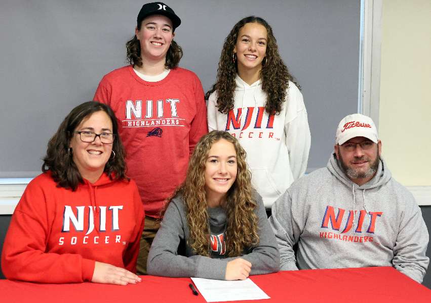 WAVERLY'S WESTBROOK SIGNS TO PLAY AT DIV. I NJIT