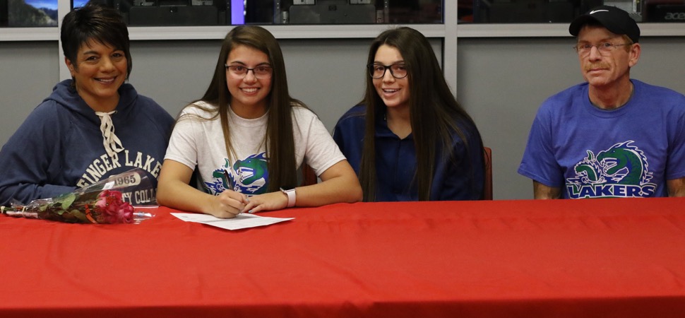 LEE SIGNS TO PLAY SOFTBALL AT FINGER LAKES CC LEE SIGNS TO PLAY SOFTBALL AT FINGER LAKES CC