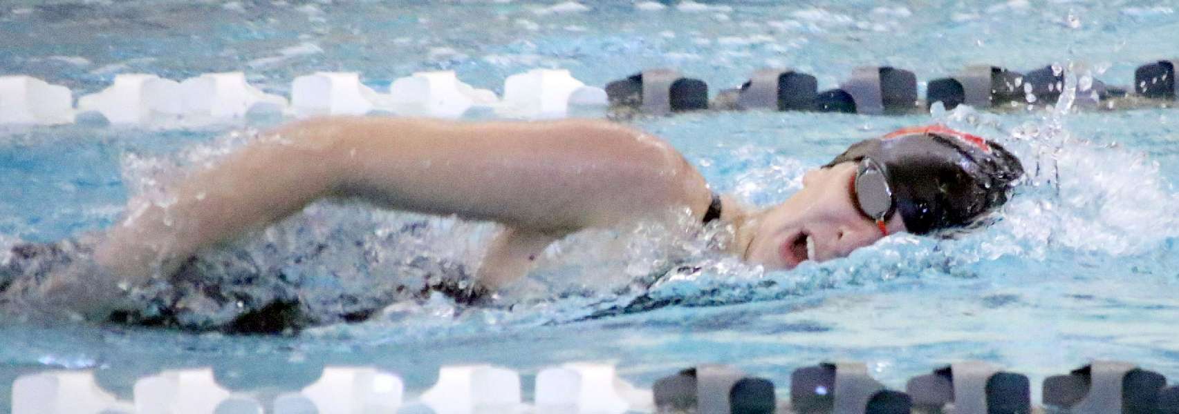 KITTLE BREAKS OWN SCHOOL RECORD; PACES WAVERLY AT LEAGUE MEET
