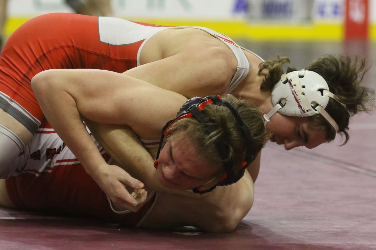 WAVERLY'S STOTLER DOMINATES ON WAY TO 160-POUND TITLE AT DIVISION 2 CHAMPIONSHIP