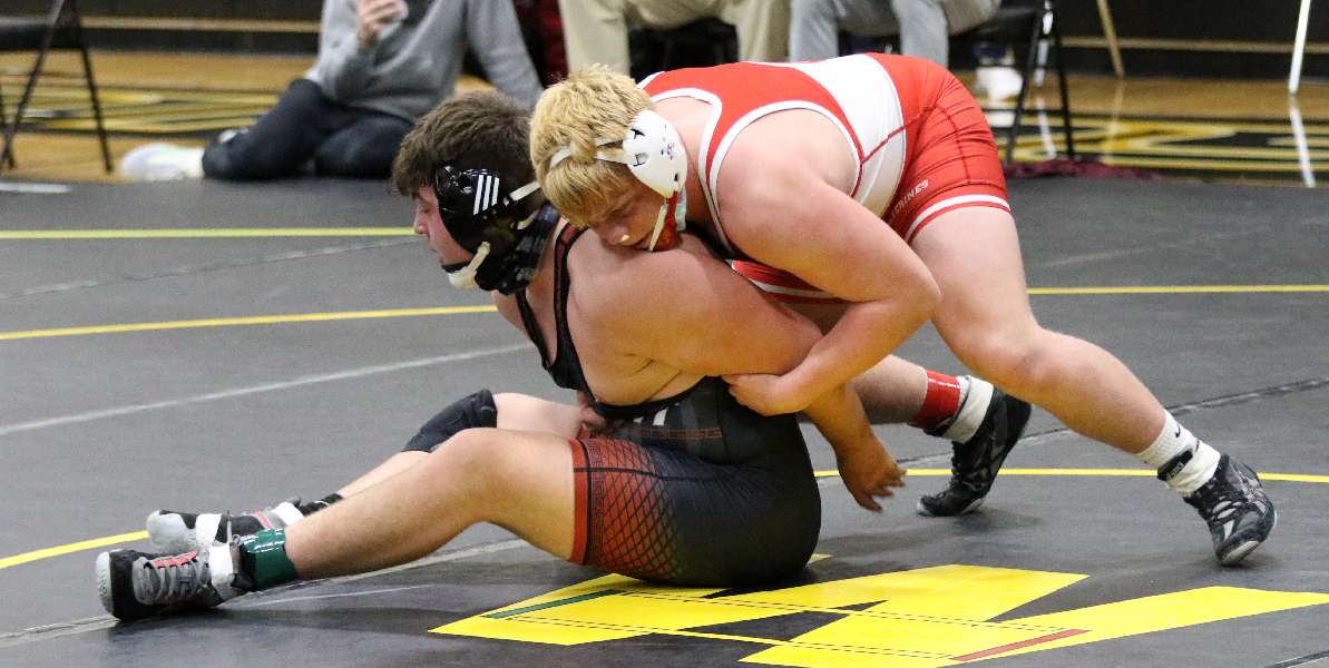 WAVERLY'S BEEMAN FINISHES SECOND AT WINDSOR TOURNAMENT; STOTLER FALLS IN 'BLOOD ROUND