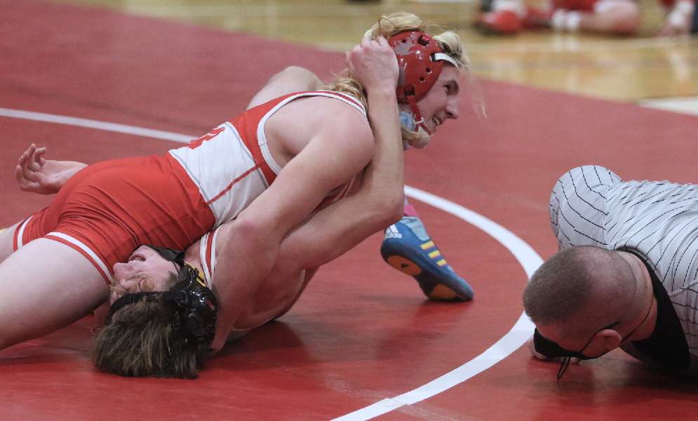WAVERLY LOSS AT NEWARK VALLEY COMES DOWN TO FINAL BOUT