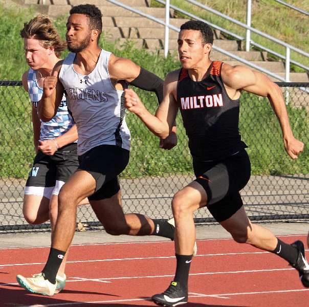 ATHENS TEAMS EARN FOUR MEDALS AT DAY 1 OF DISTRICT MEET