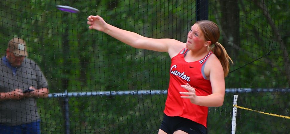 McRoberts Finishes 7th At D4 Track Championships