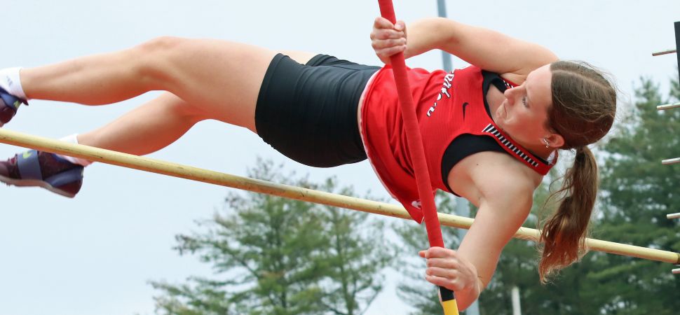 Kitchen Qualifies For State Championships In Pole Vault