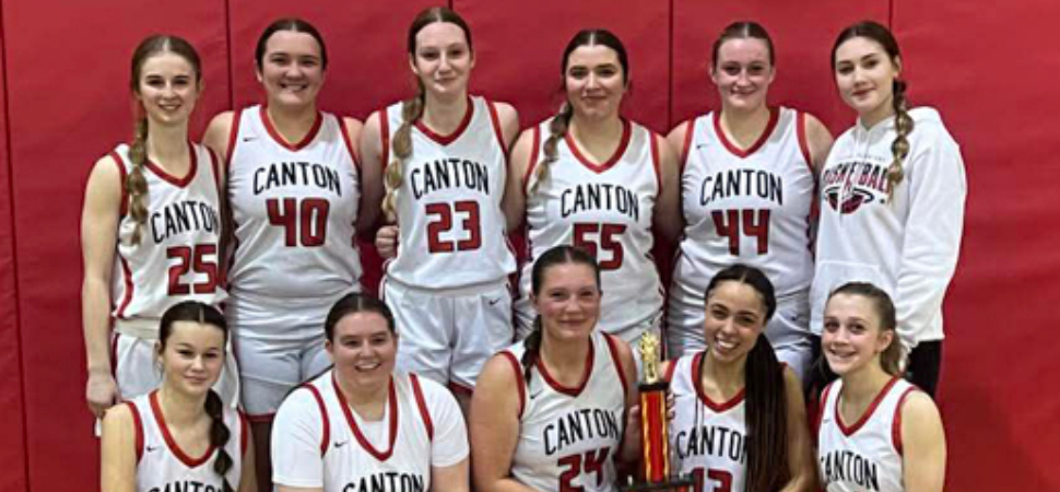 Lady Warriors Beat Liberty To Win Christmas Tournament