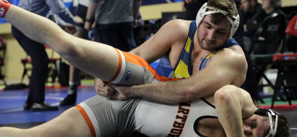 Wesneski wins 285-pound D3 National Title