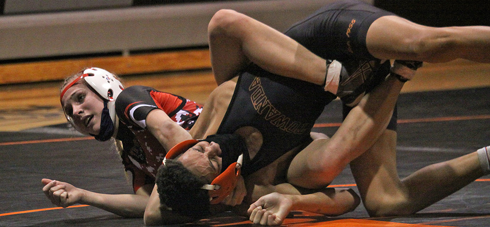 Warriors cruise past Towanda on the mats