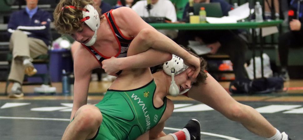 Five Warriors Qualify For District Wrestling Tournament