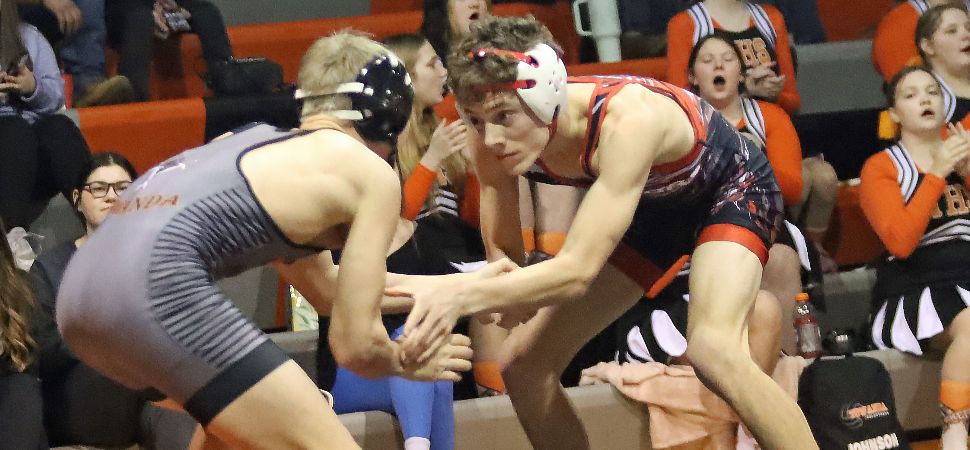 Warriors Fall To Towanda On The Mats