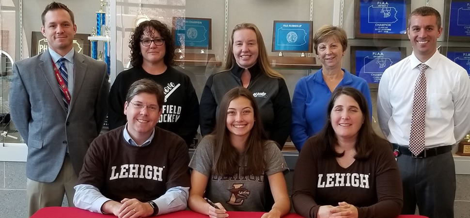 Piecuch signs with Lehigh for Field Hockey