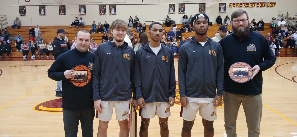 Thompson and Brister Combine for 79 in Senior Night Win