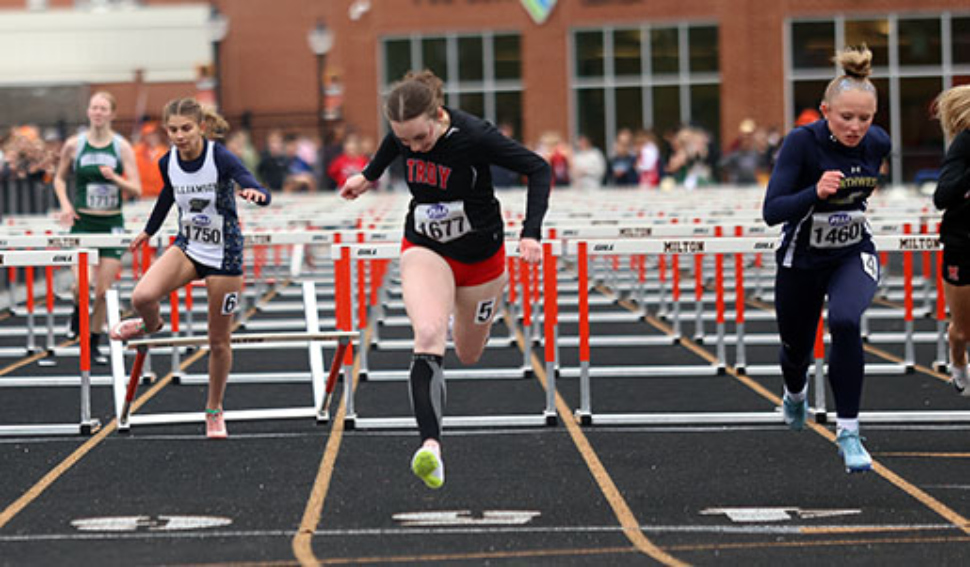 Roy Qualifies For 100 Hurdle Finals