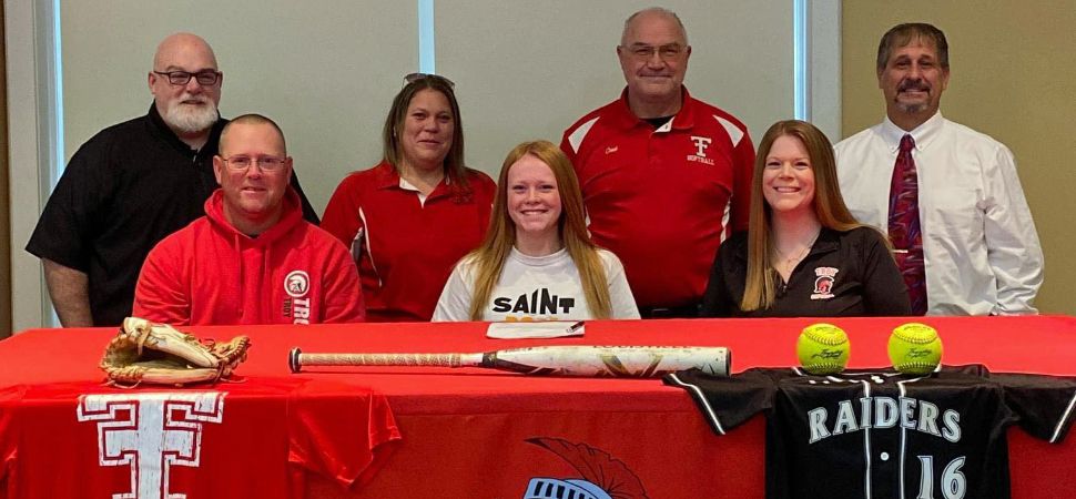Knapp Commits To College of Saint Rose For Softball