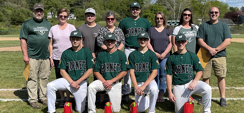 Hornets roll to 15-1 Senior Night win over Troy.