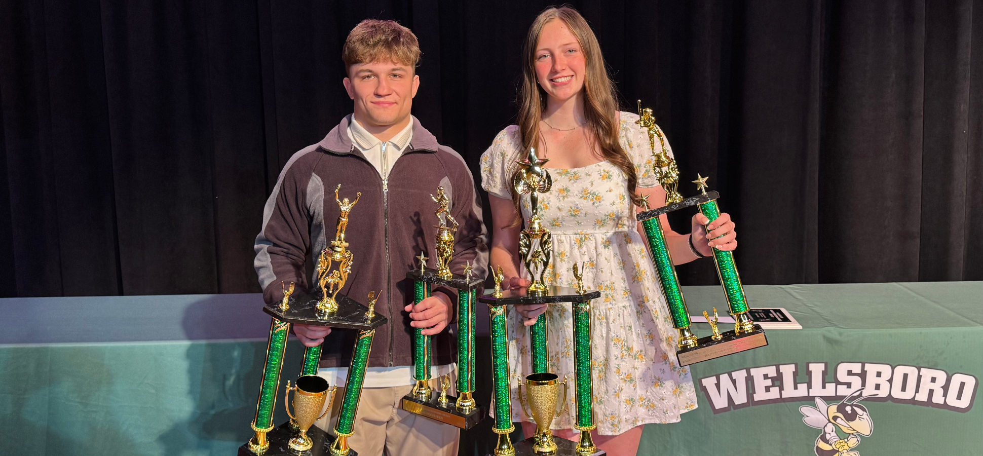 Bowen, Logsdon Named John Antoine Prevost Male And Female Athletes of the Year