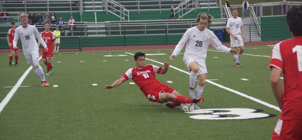 Wellsboro tops Bloomsburg 6-1 for 13th straight win