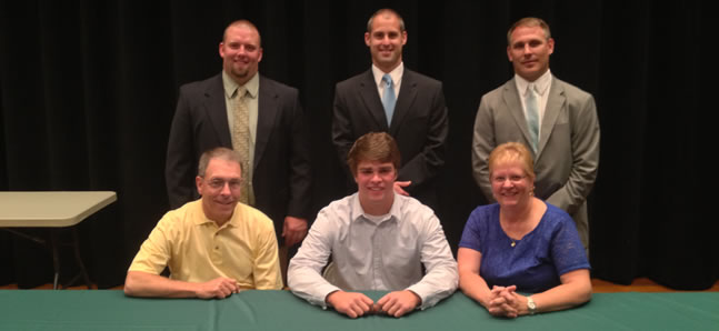 Shaw to play football, baseball at Wheaton.