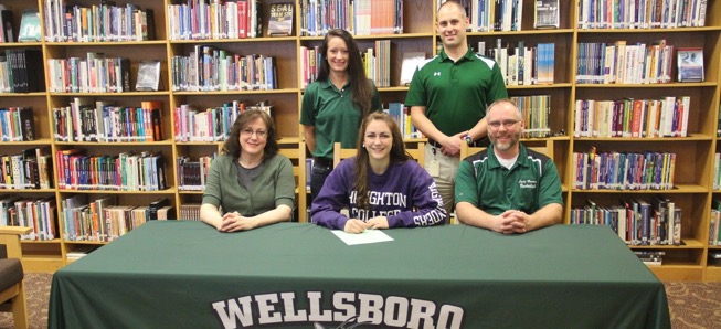 Davis to play basketball at Houghton College.