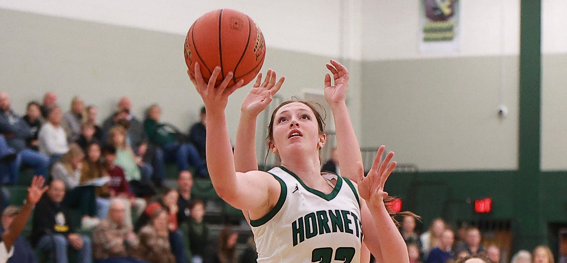 Lady Hornets Fall To Rival Mansfield, 39-32