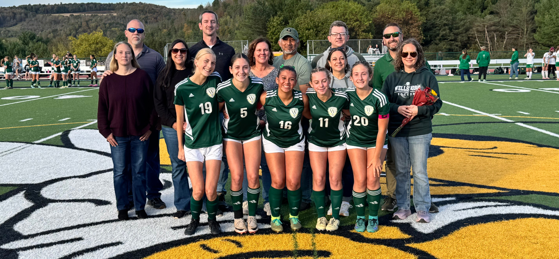Lady Hornets Edge Wyalsing For 2-1 Senior Night Win