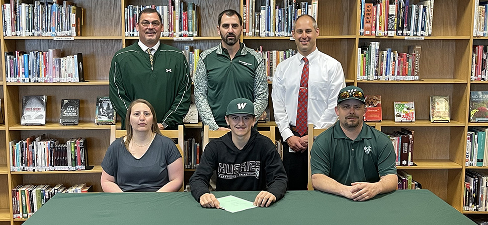 Hamblin signs with Bloomsburg to continue golf career.