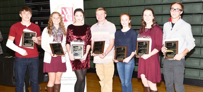 5 Hornets named Wellsboro Gazette Athletes of Fall Season.