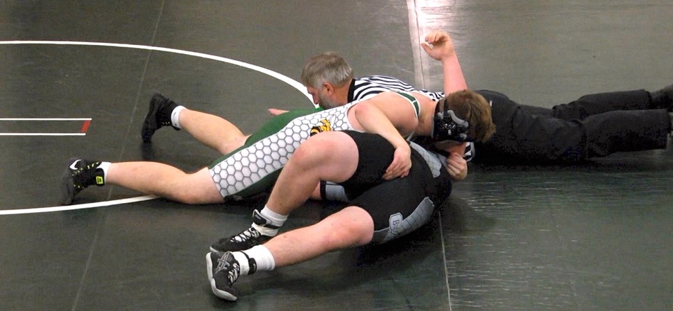 Hornet wrestlers fall to Athens