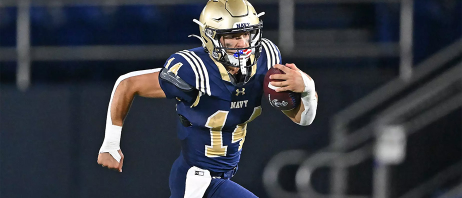 Navy's Hunter Gennicks Named 2025 CSFL MVP