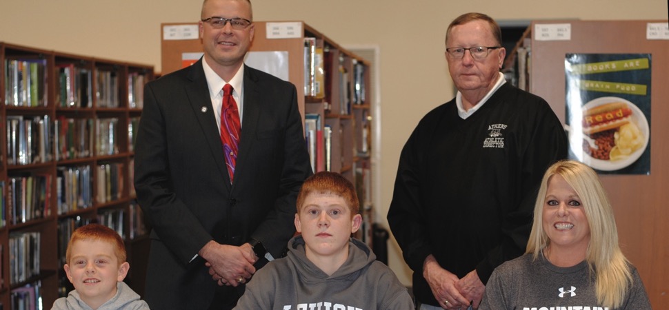 Athens' Burkhart pens intent with Lehigh