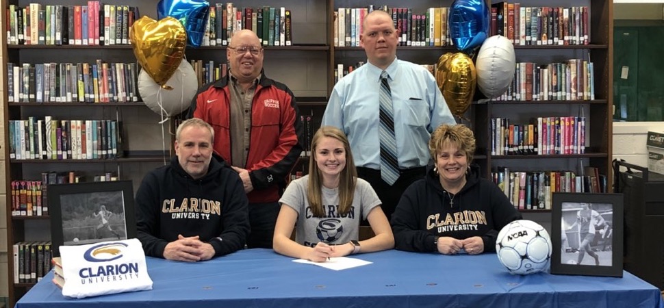 Sullivan County's McCarthy signs with Clarion