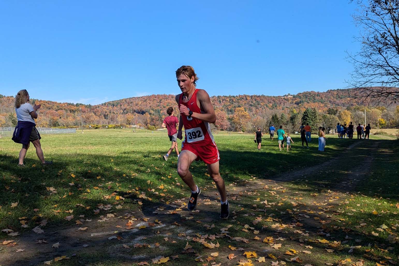 Mid Valley Takes First Place at the Boys AA Race in the PIAA District 2 XC Championships