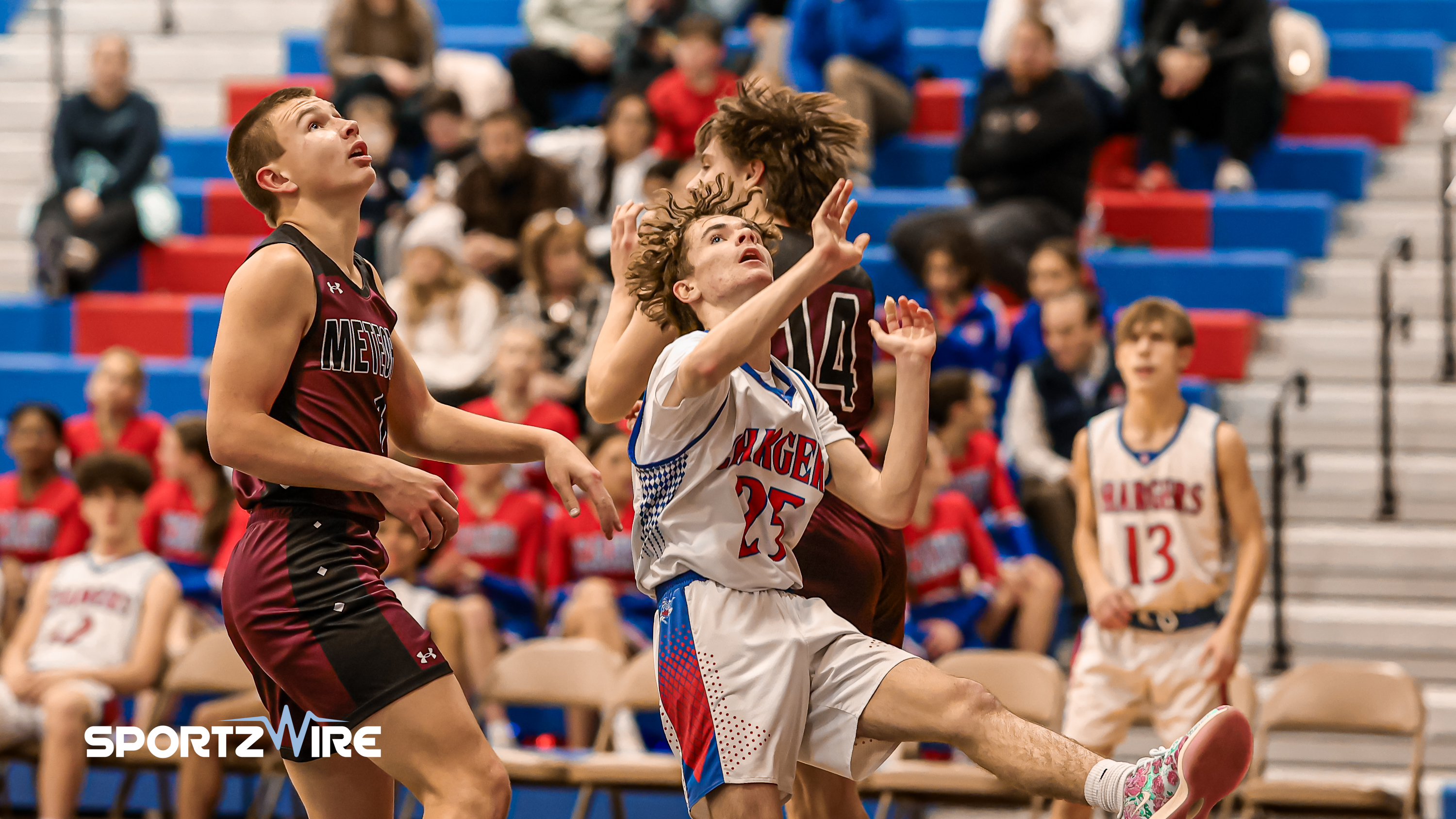 Montrose Meteors Dominate Carbondale Chargers, 61-26