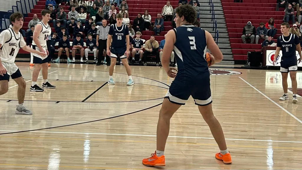 Chad Martin scores 18 as Mifflinburg boys basketball defeats Shikellamy 62-32