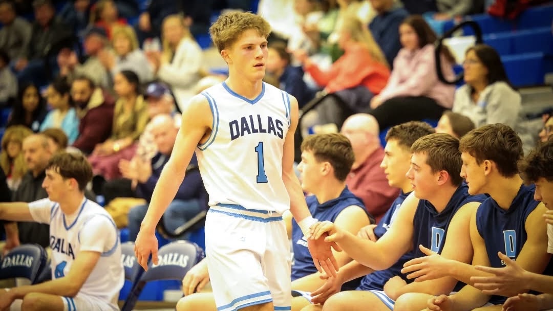 Dallas Responds to Red-Hot Start, Outlasts Abington Heights 64–46