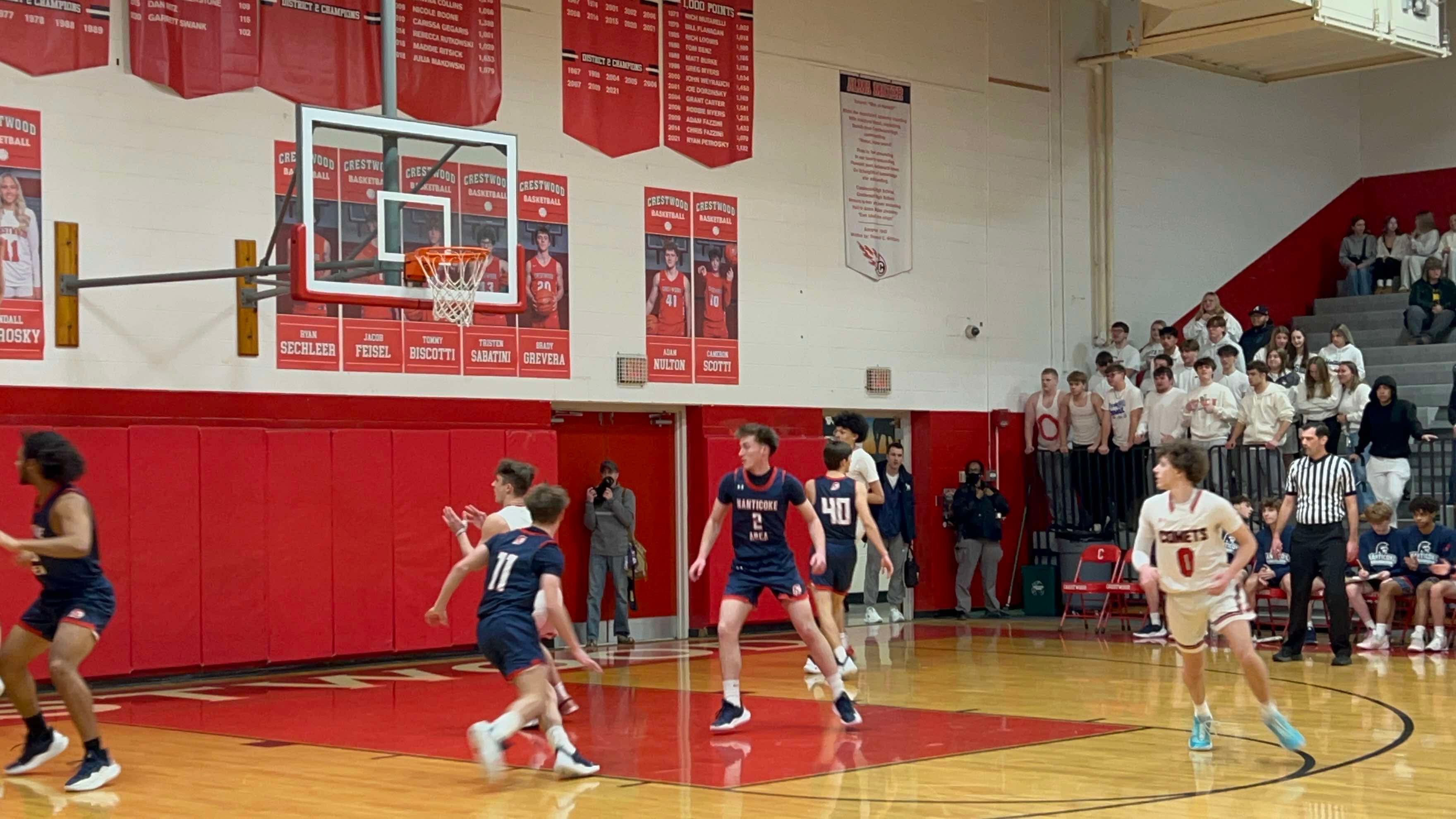 Crestwood Locks Down Nanticoke to Advance to the District Semifinals