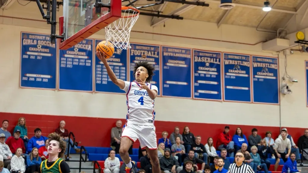 Selinsgrove boys basketball defeats Lewisburg 53-47 in wire-to-wire fashion 