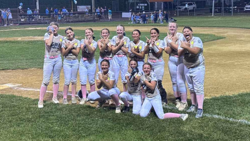 GWA 11/12 All-Stars Walk It Off in Thriller Over Back Mountain, Advance to District Final