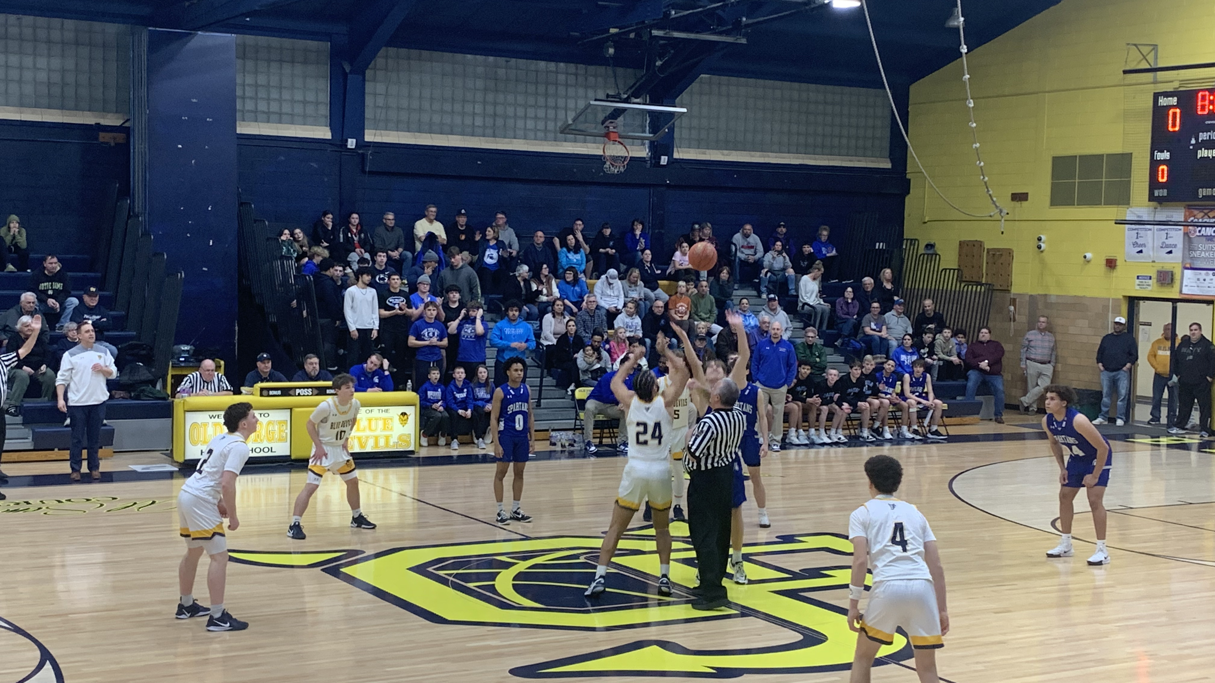 Old Forge Secures Senior Night Victory Over Mid Valley, 57-44