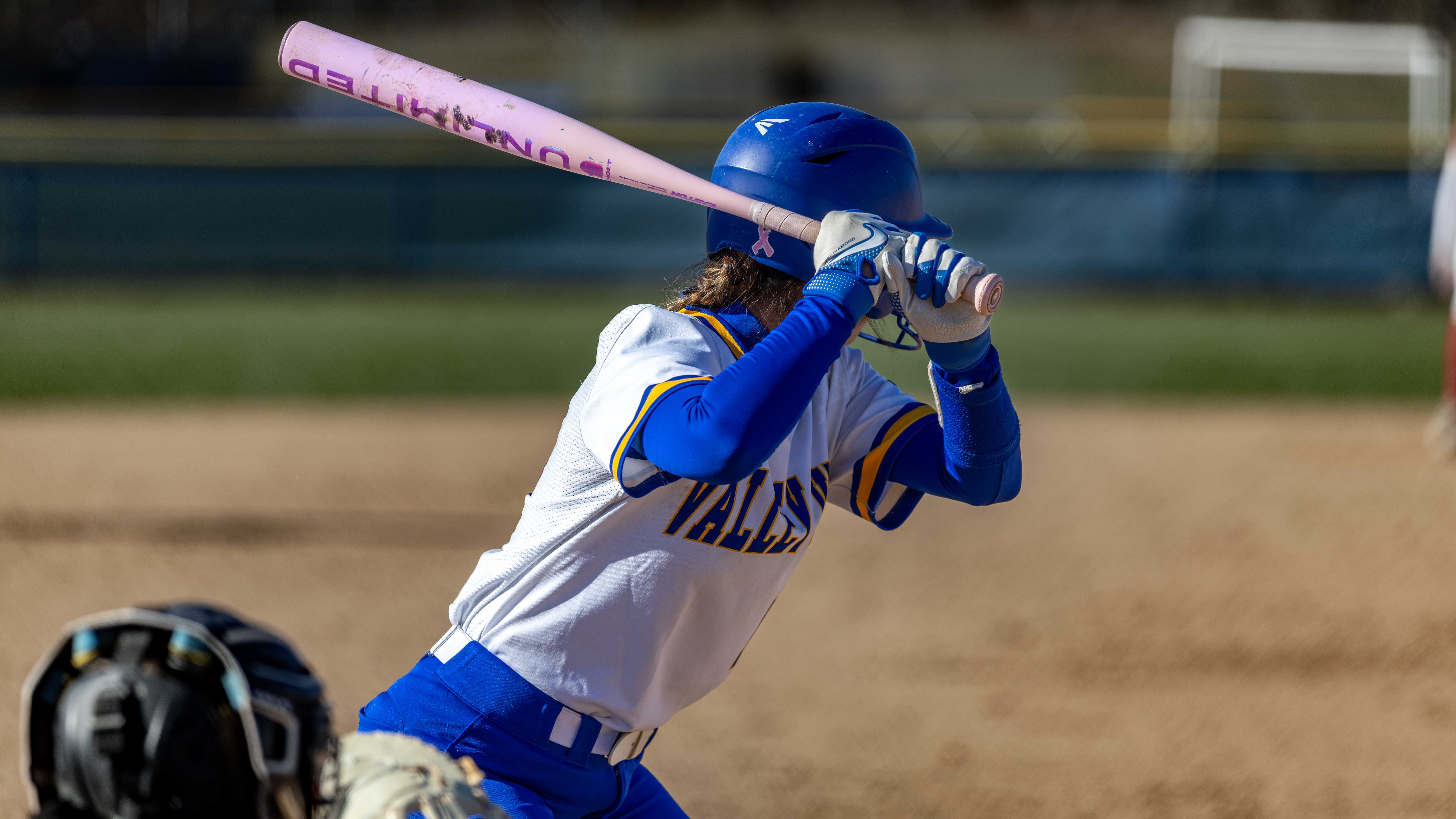 Valley View Cougars Edge West Scranton in Nail-Biting Finish