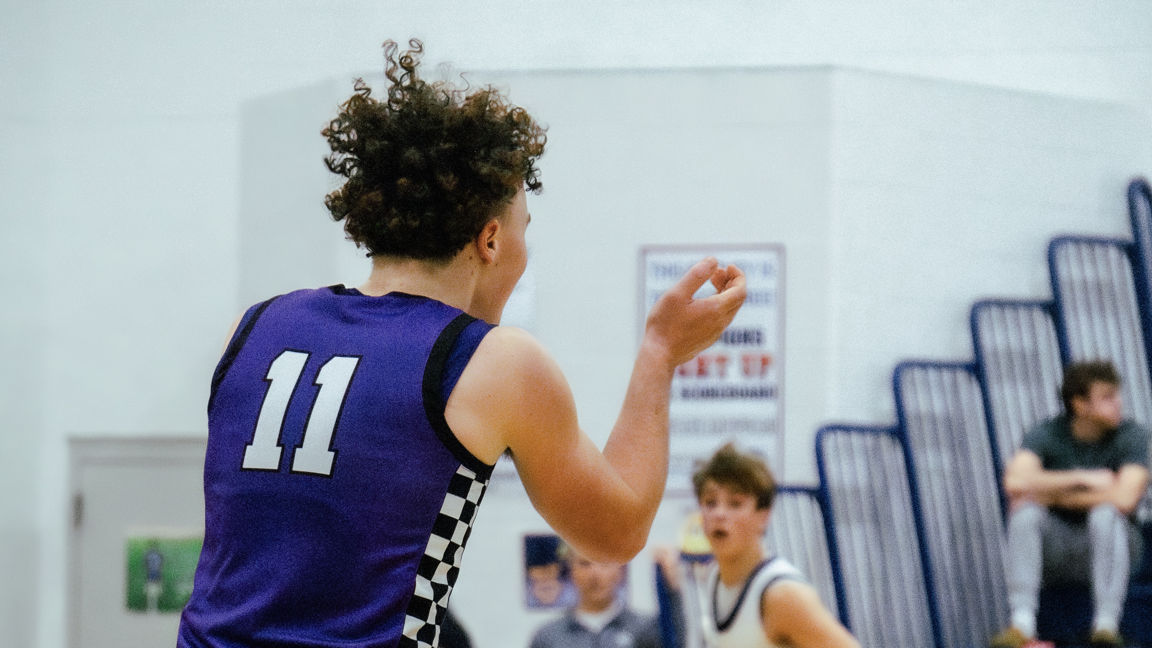 Steinhart Shines as Shamokin outlasts Mifflinburg, 57-54