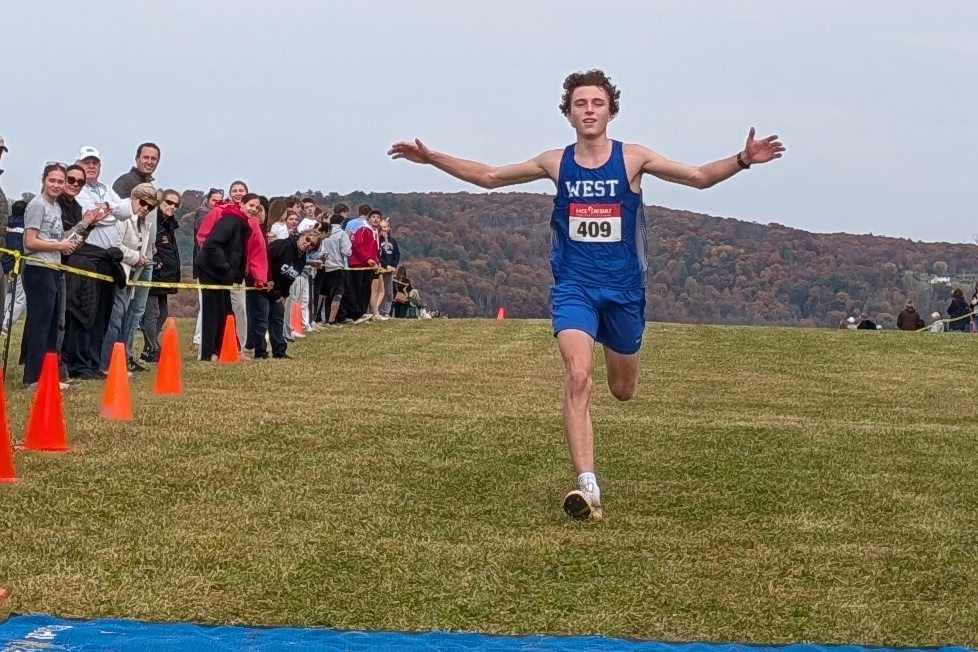 Abington Heights Captures District 2 Class 3A Boys Cross Country Championship; Wallace Claims Individual Title