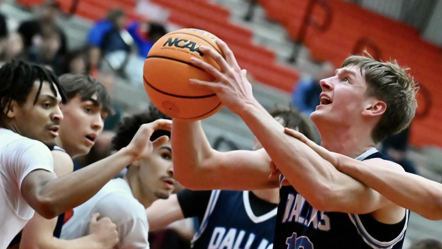 Balanced Scoring Powers Dallas Past Hazleton Area, 75–55