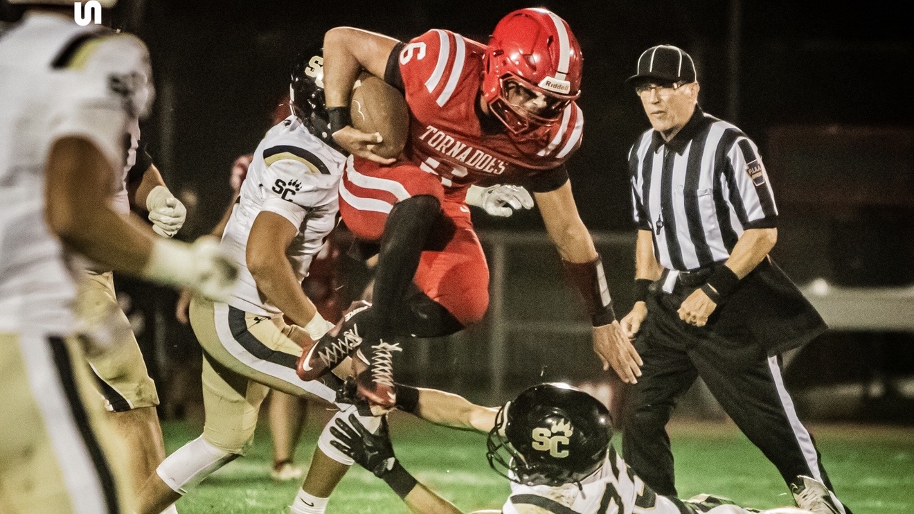 Red Tornadoes Escape With 27-26 Thriller Over Southern Columbia